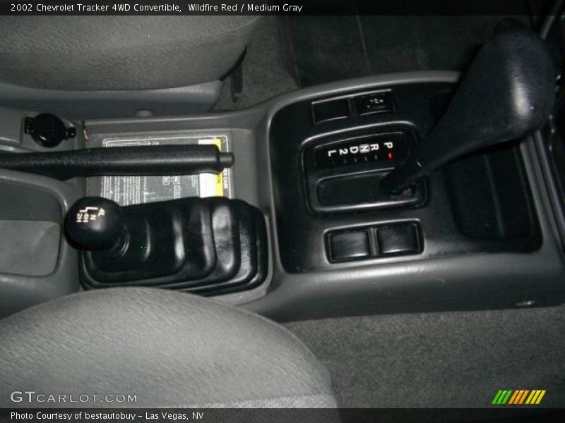 Wildfire Red / Medium Gray 2002 Chevrolet Tracker 4WD Convertible