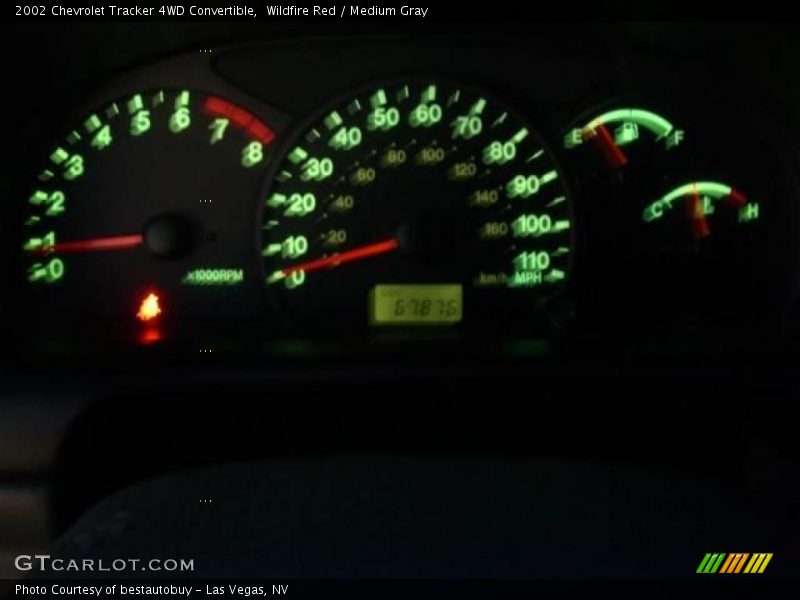 Wildfire Red / Medium Gray 2002 Chevrolet Tracker 4WD Convertible