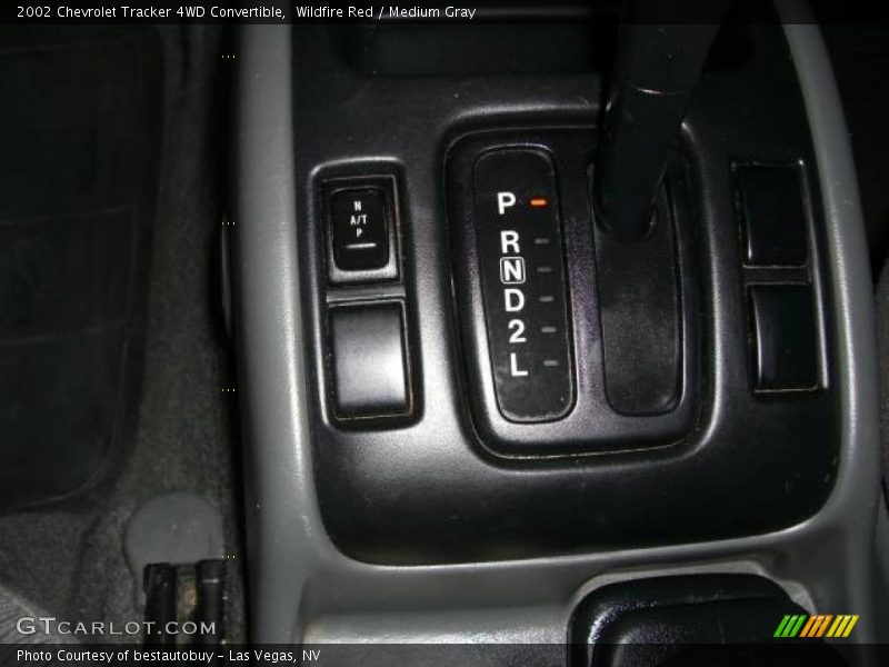 Wildfire Red / Medium Gray 2002 Chevrolet Tracker 4WD Convertible