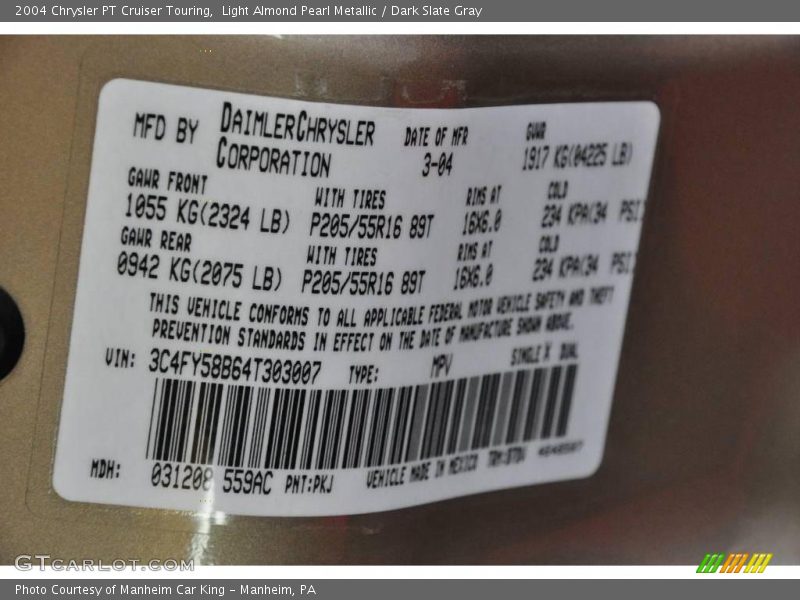Light Almond Pearl Metallic / Dark Slate Gray 2004 Chrysler PT Cruiser Touring