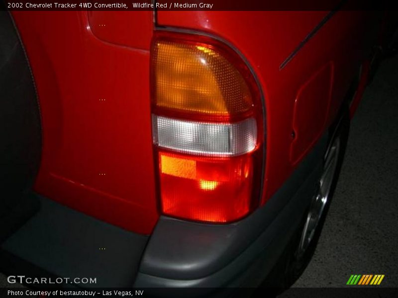 Wildfire Red / Medium Gray 2002 Chevrolet Tracker 4WD Convertible