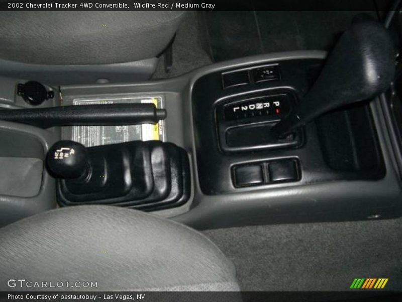 Wildfire Red / Medium Gray 2002 Chevrolet Tracker 4WD Convertible