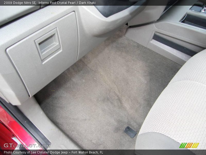 Inferno Red Crystal Pearl / Dark Khaki 2009 Dodge Nitro SE