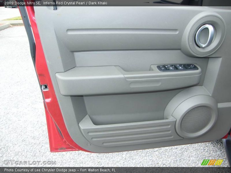 Inferno Red Crystal Pearl / Dark Khaki 2009 Dodge Nitro SE