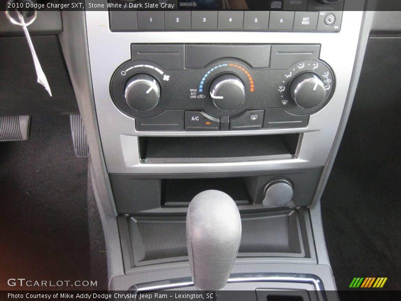 Stone White / Dark Slate Gray 2010 Dodge Charger SXT