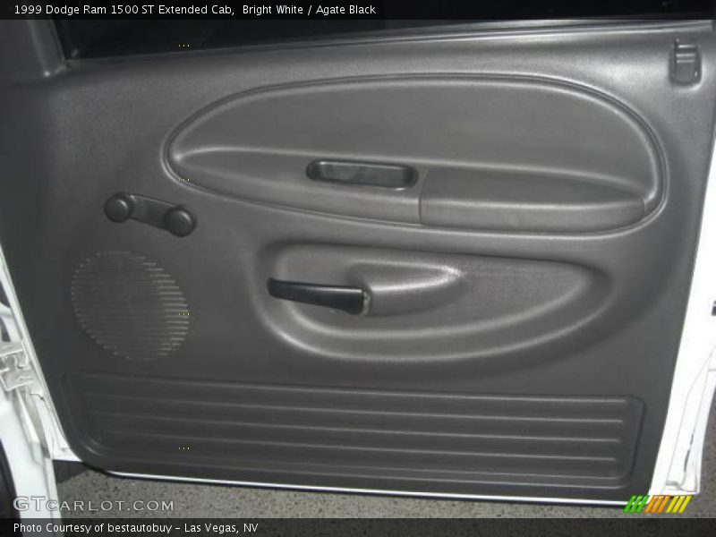 Bright White / Agate Black 1999 Dodge Ram 1500 ST Extended Cab