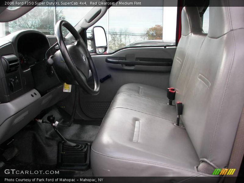 Red Clearcoat / Medium Flint 2006 Ford F350 Super Duty XL SuperCab 4x4