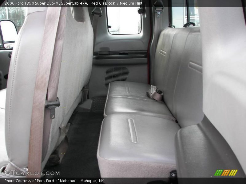 Red Clearcoat / Medium Flint 2006 Ford F350 Super Duty XL SuperCab 4x4