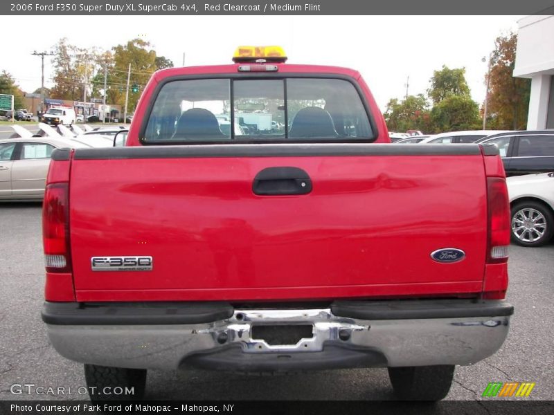 Red Clearcoat / Medium Flint 2006 Ford F350 Super Duty XL SuperCab 4x4