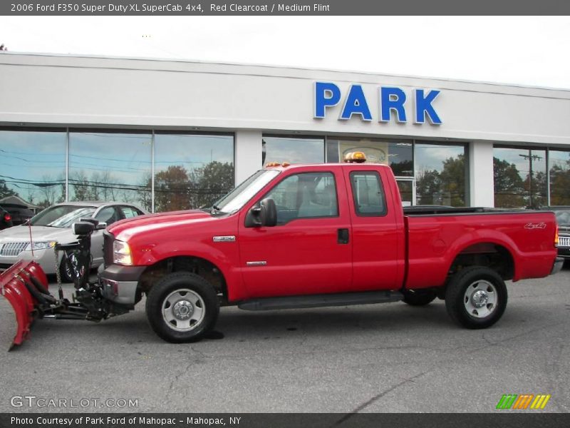 Red Clearcoat / Medium Flint 2006 Ford F350 Super Duty XL SuperCab 4x4