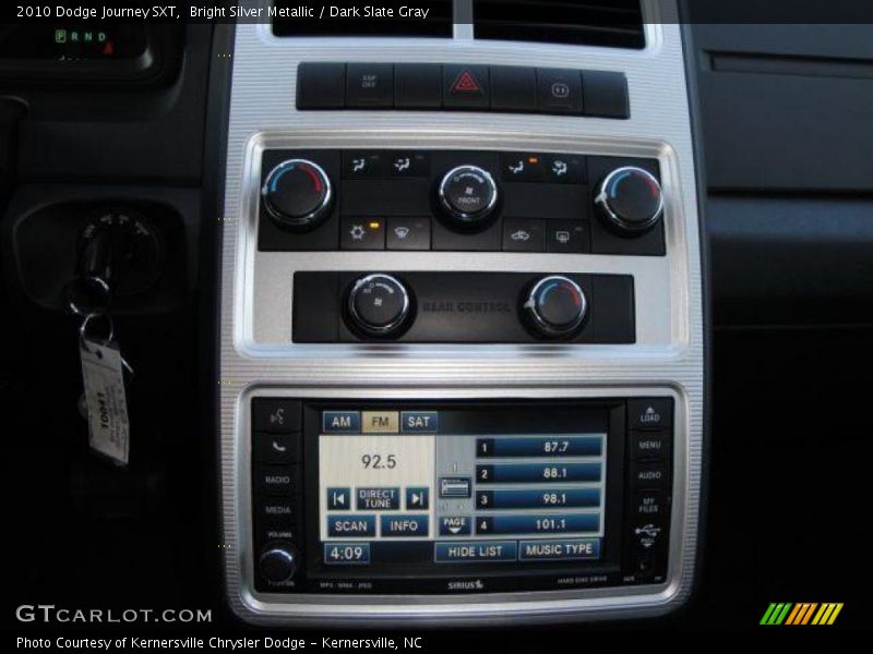 Bright Silver Metallic / Dark Slate Gray 2010 Dodge Journey SXT