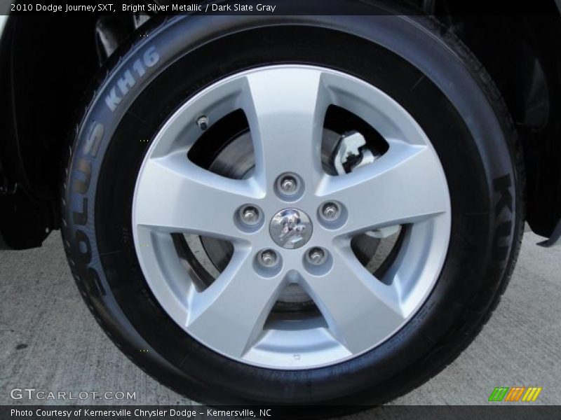 Bright Silver Metallic / Dark Slate Gray 2010 Dodge Journey SXT