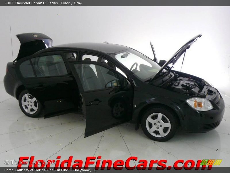 Black / Gray 2007 Chevrolet Cobalt LS Sedan