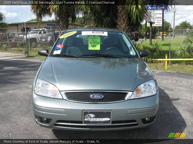 Light Tundra Metallic / Charcoal/Charcoal 2005 Ford Focus ZX5 SE Hatchback