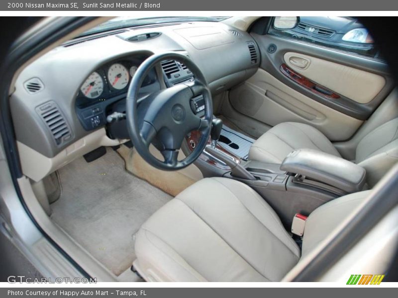 Sunlit Sand Metallic / Blond 2000 Nissan Maxima SE