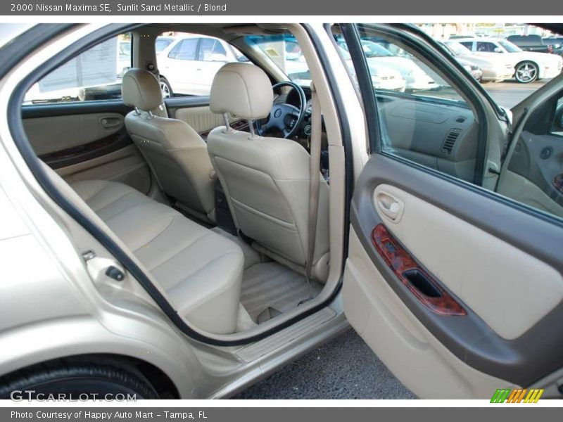 Sunlit Sand Metallic / Blond 2000 Nissan Maxima SE