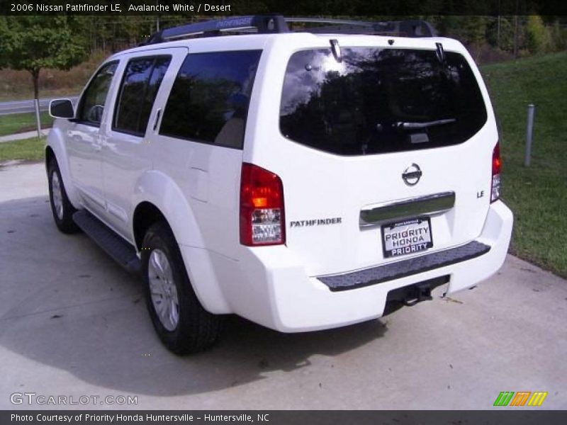 Avalanche White / Desert 2006 Nissan Pathfinder LE