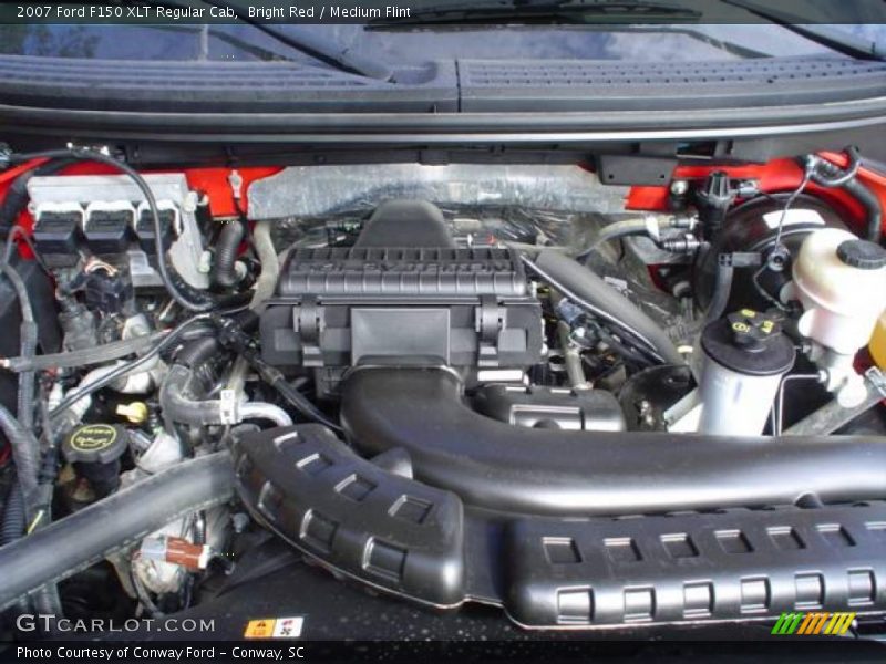 Bright Red / Medium Flint 2007 Ford F150 XLT Regular Cab