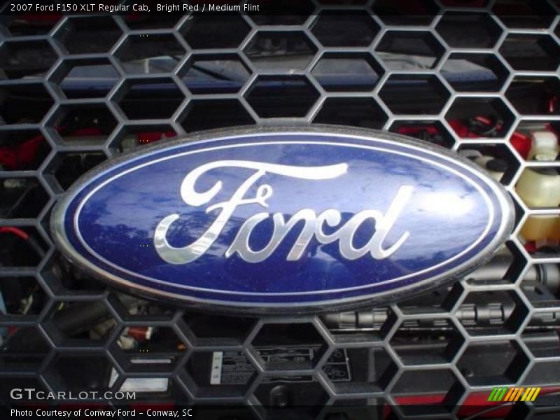 Bright Red / Medium Flint 2007 Ford F150 XLT Regular Cab