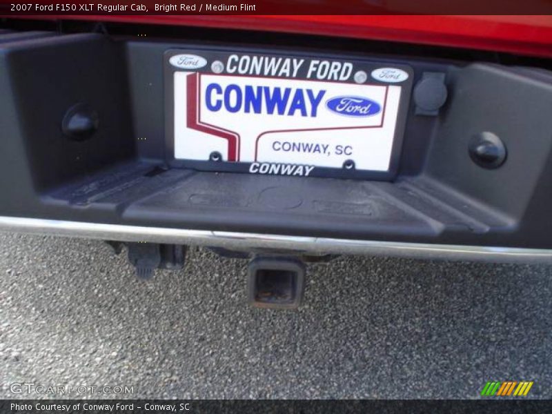 Bright Red / Medium Flint 2007 Ford F150 XLT Regular Cab