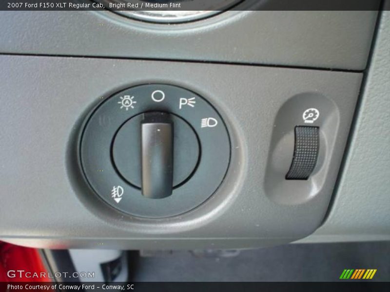 Bright Red / Medium Flint 2007 Ford F150 XLT Regular Cab