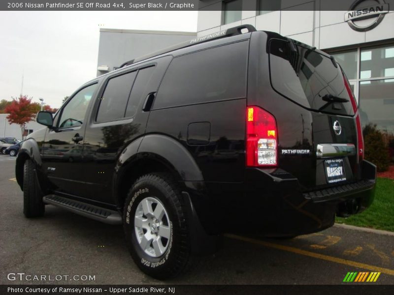Super Black / Graphite 2006 Nissan Pathfinder SE Off Road 4x4