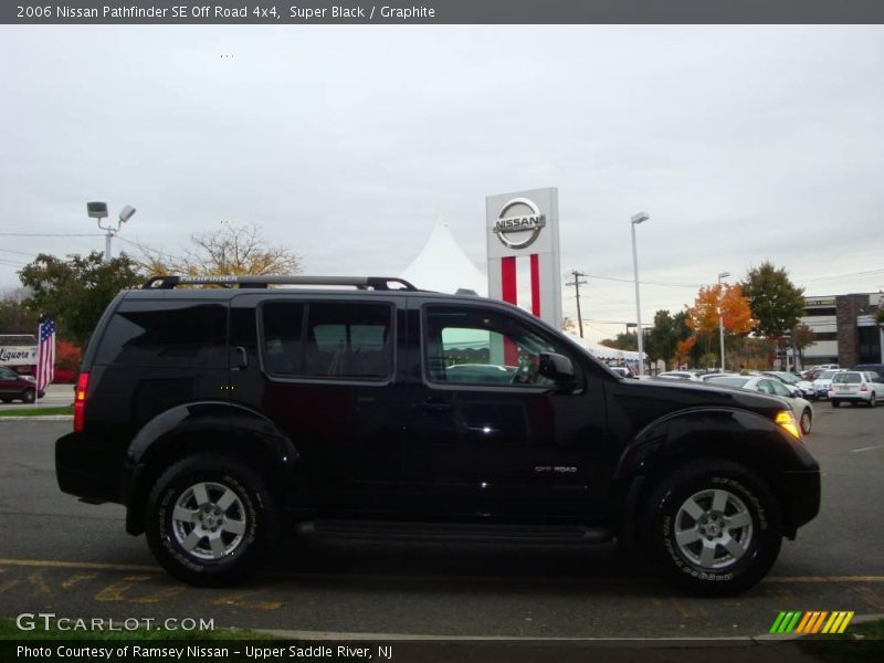 Super Black / Graphite 2006 Nissan Pathfinder SE Off Road 4x4