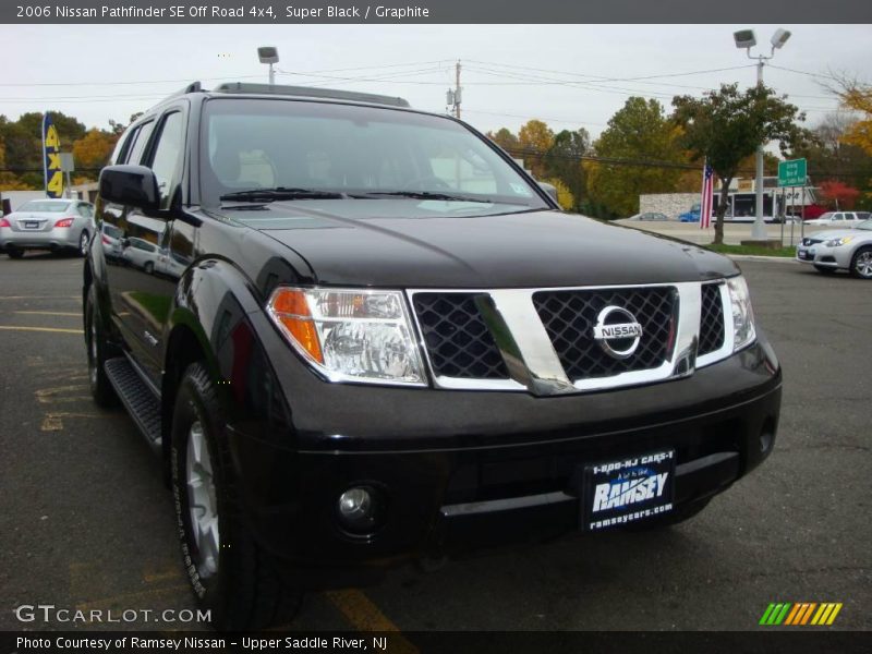 Super Black / Graphite 2006 Nissan Pathfinder SE Off Road 4x4