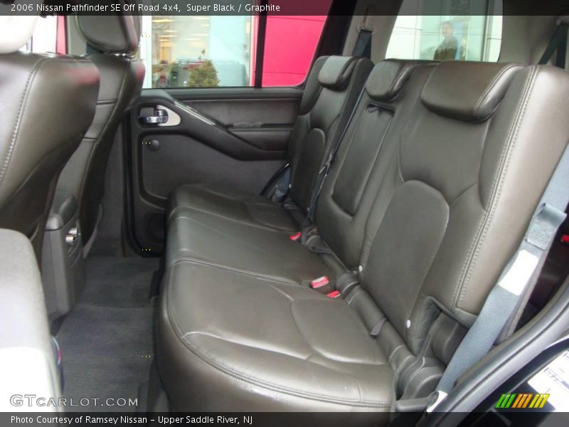 Super Black / Graphite 2006 Nissan Pathfinder SE Off Road 4x4