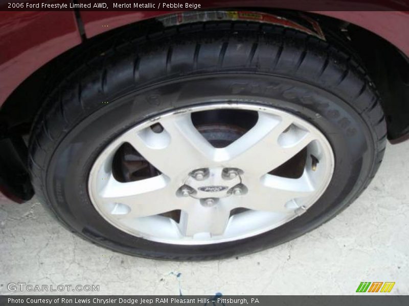 Merlot Metallic / Pebble Beige 2006 Ford Freestyle Limited AWD