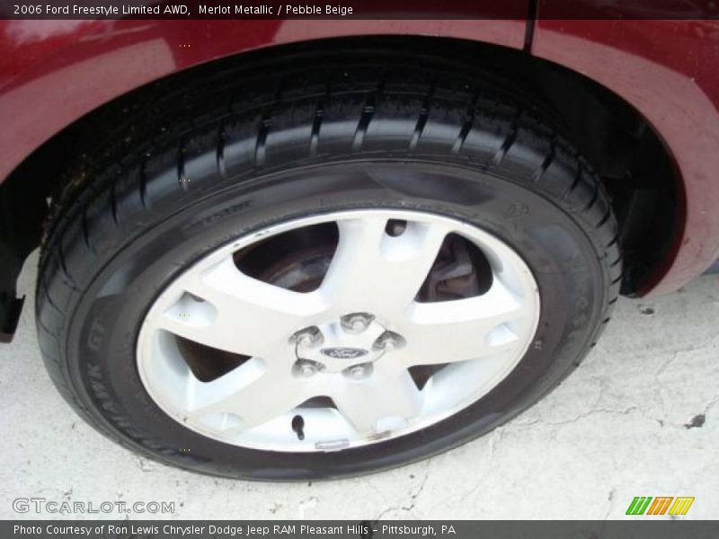 Merlot Metallic / Pebble Beige 2006 Ford Freestyle Limited AWD