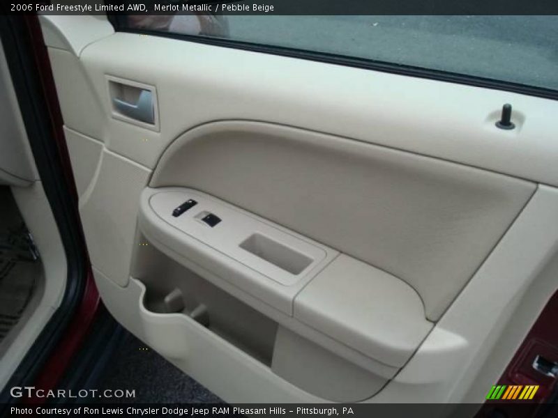 Merlot Metallic / Pebble Beige 2006 Ford Freestyle Limited AWD