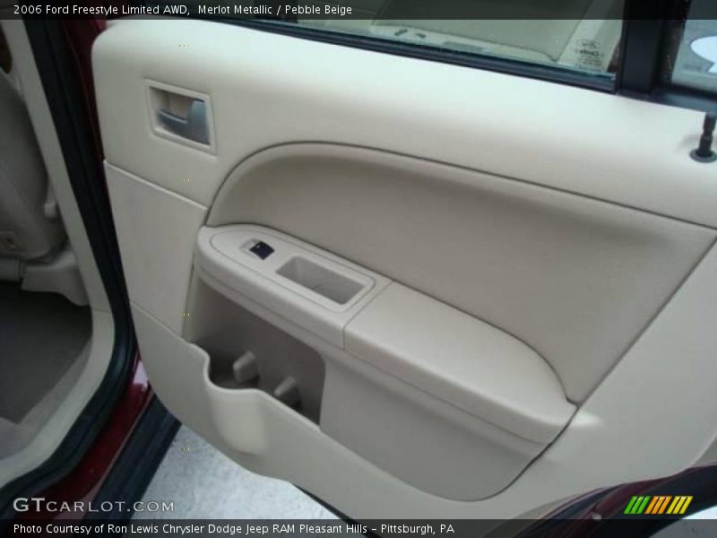 Merlot Metallic / Pebble Beige 2006 Ford Freestyle Limited AWD