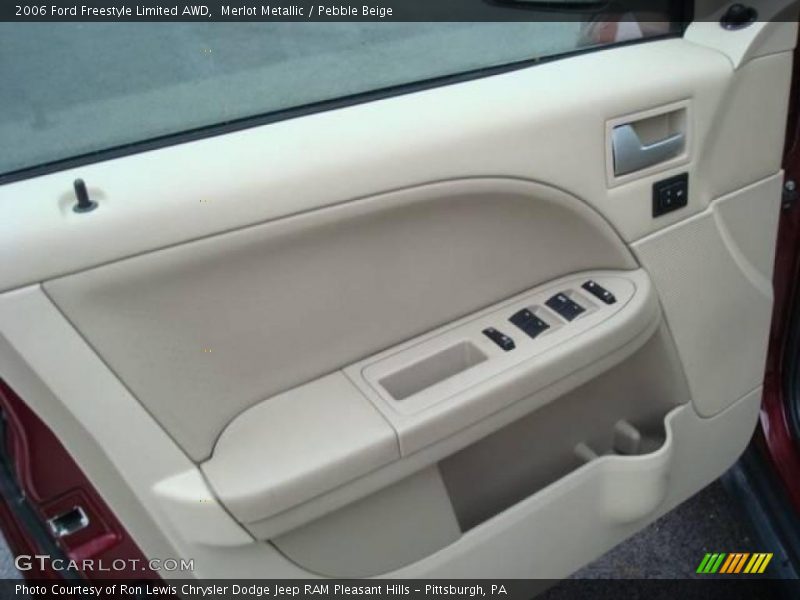 Merlot Metallic / Pebble Beige 2006 Ford Freestyle Limited AWD