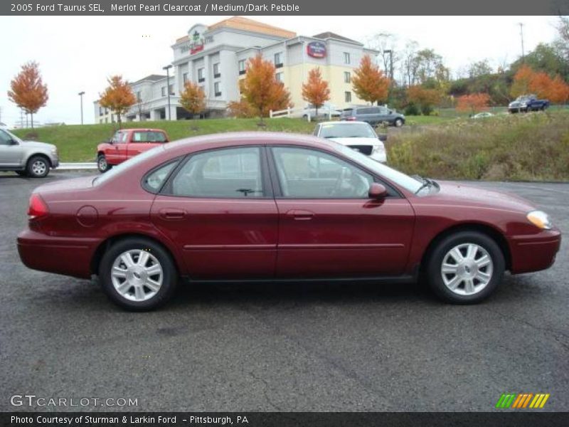 Merlot Pearl Clearcoat / Medium/Dark Pebble 2005 Ford Taurus SEL