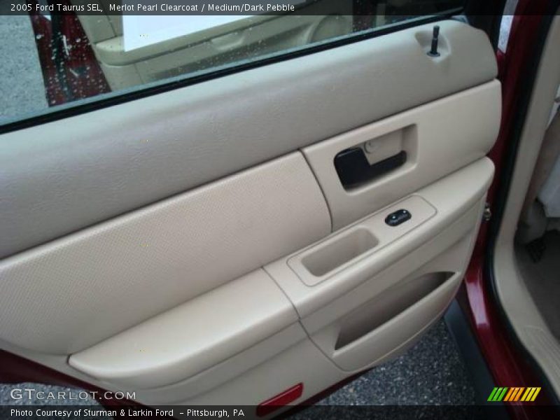 Merlot Pearl Clearcoat / Medium/Dark Pebble 2005 Ford Taurus SEL