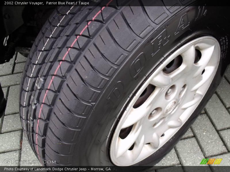 Patriot Blue Pearl / Taupe 2002 Chrysler Voyager