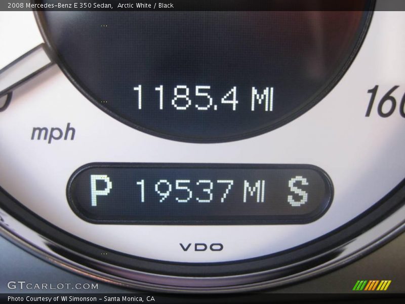 Arctic White / Black 2008 Mercedes-Benz E 350 Sedan