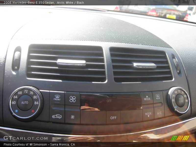 Arctic White / Black 2008 Mercedes-Benz E 350 Sedan