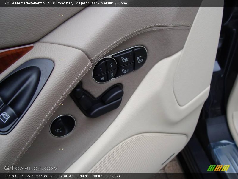Majestic Black Metallic / Stone 2009 Mercedes-Benz SL 550 Roadster