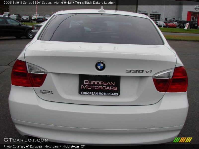 Alpine White / Terra/Black Dakota Leather 2006 BMW 3 Series 330xi Sedan