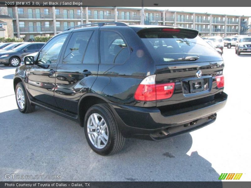 Jet Black / Sand Beige 2005 BMW X5 3.0i