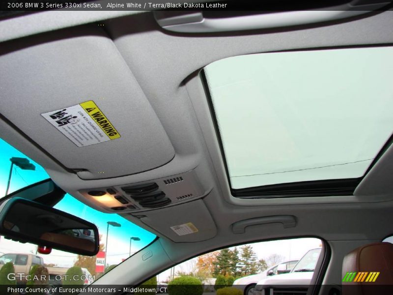 Alpine White / Terra/Black Dakota Leather 2006 BMW 3 Series 330xi Sedan