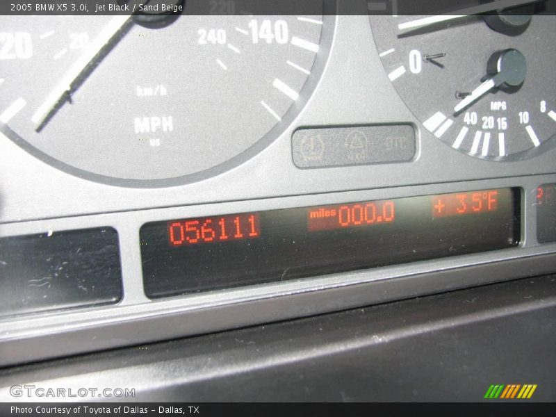 Jet Black / Sand Beige 2005 BMW X5 3.0i