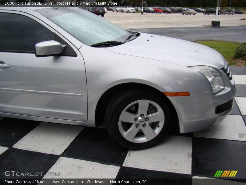 Silver Frost Metallic / Medium Light Stone 2006 Ford Fusion SE