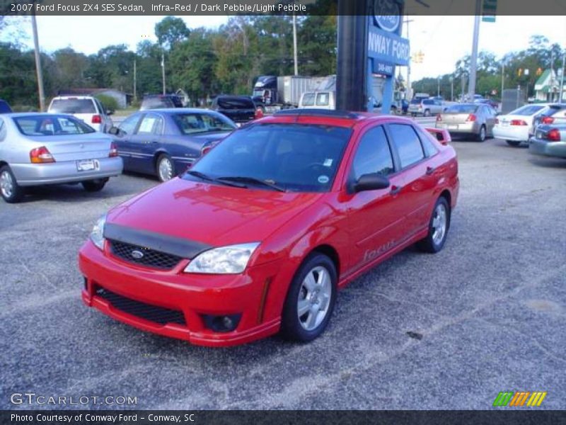 Infra-Red / Dark Pebble/Light Pebble 2007 Ford Focus ZX4 SES Sedan
