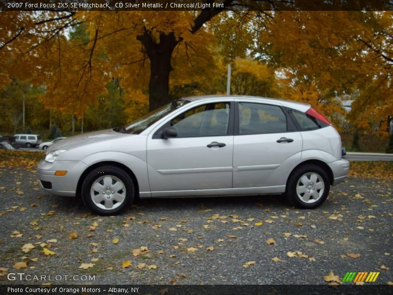 CD Silver Metallic / Charcoal/Light Flint 2007 Ford Focus ZX5 SE Hatchback