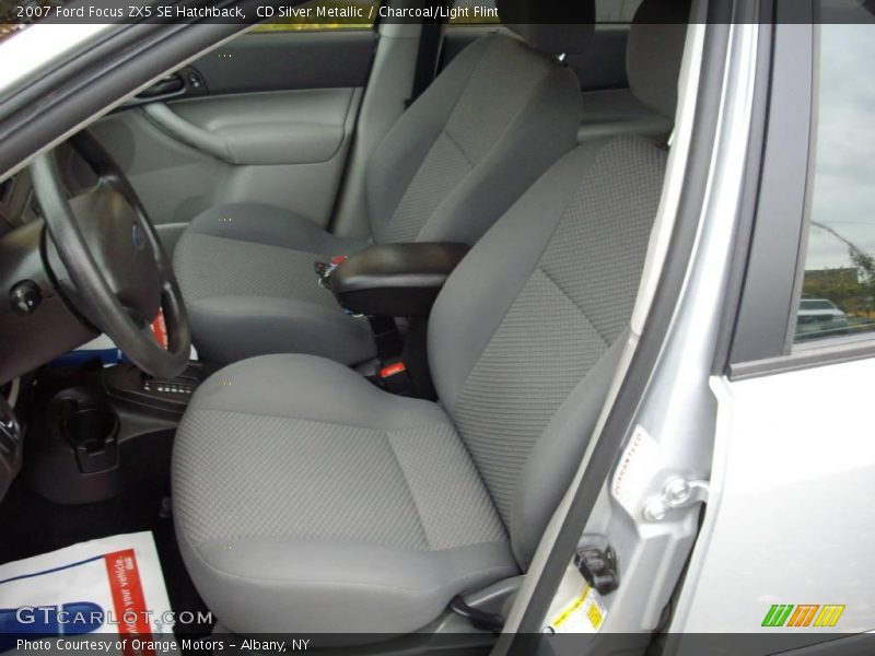 CD Silver Metallic / Charcoal/Light Flint 2007 Ford Focus ZX5 SE Hatchback
