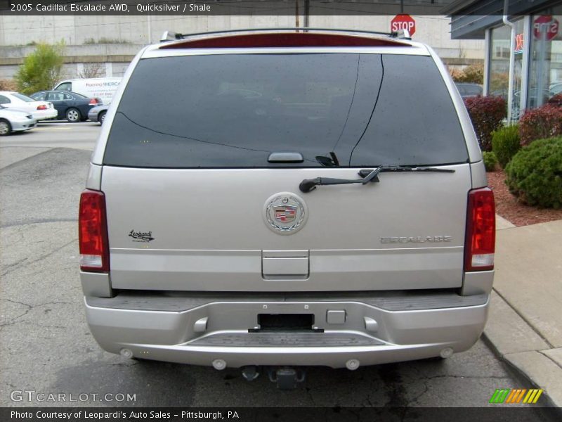 Quicksilver / Shale 2005 Cadillac Escalade AWD