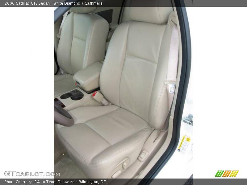 White Diamond / Cashmere 2006 Cadillac CTS Sedan